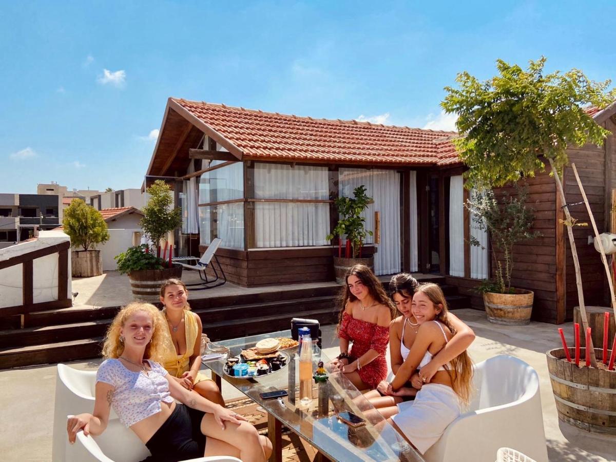 Lighthouse Apartment Mas'ada Ngoại thất bức ảnh